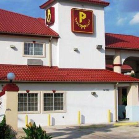 Crystal Inn 249 North Louetta Екстериор снимка