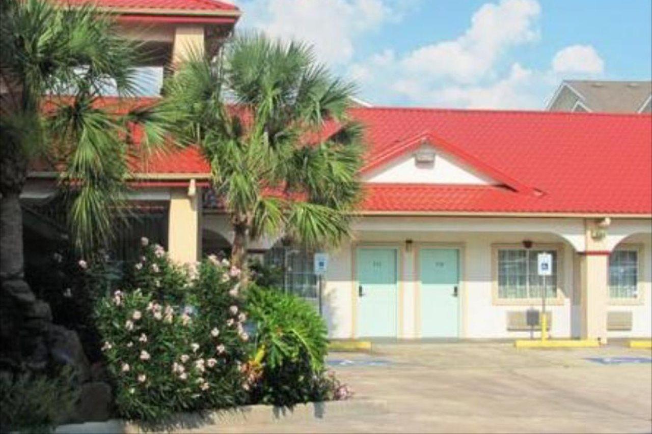 Crystal Inn 249 North Louetta Екстериор снимка