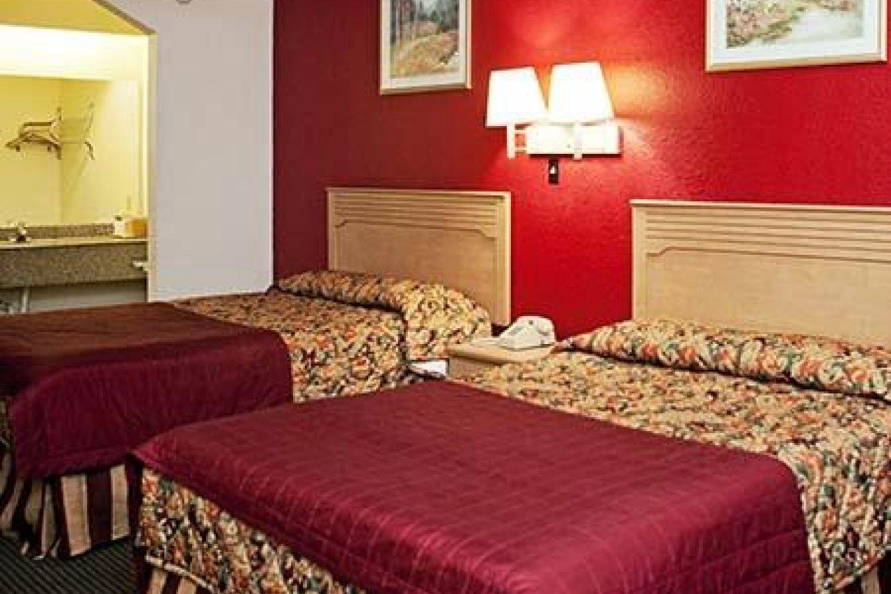 Crystal Inn 249 North Louetta Екстериор снимка