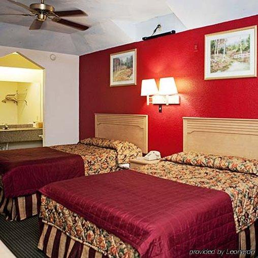 Crystal Inn 249 North Louetta Екстериор снимка